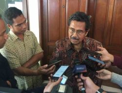 Eks Menteri Perindustrian Fahmi Idris Meninggal Dunia