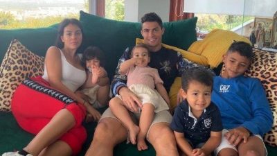 Nama Anak Perempuan Ronaldo Yang Kehilangan Kembarannya
